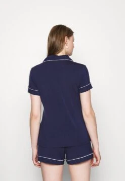 Anna Field Button Through Pj Set PigiamaBlue/White Donna Intimo Notte E Loungewear AN681P09T-K11 11 Anna Field Button Through Pj Set PigiamaBlue/White Donna Intimo Notte E Loungewear AN681P09T-K11 -Anna Field 1ad8c0bfd79e4306923630834c916023