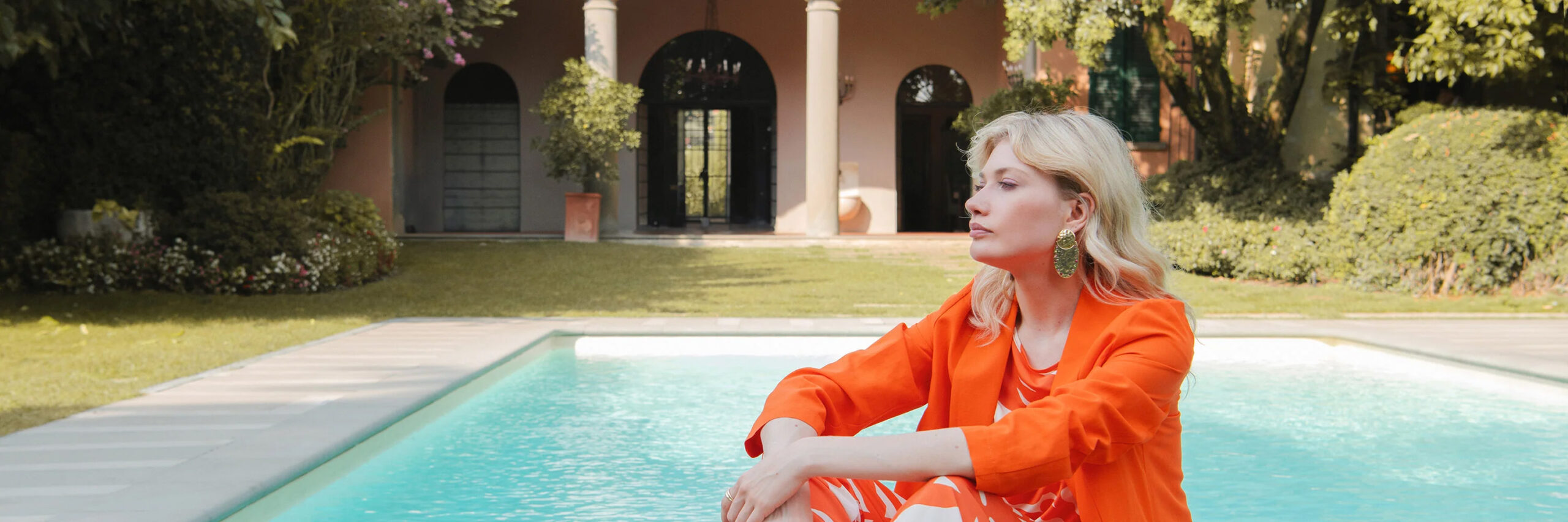 Anna Field 1 Anna Field -Anna Field 2 scaled