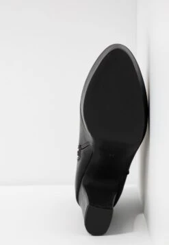 Anna Field Stivaletti Con TaccoBlack Donna Stivaletti AN611N07Q-Q11 -Anna Field 332781b121fb435ea8e45b02e32b8ac2