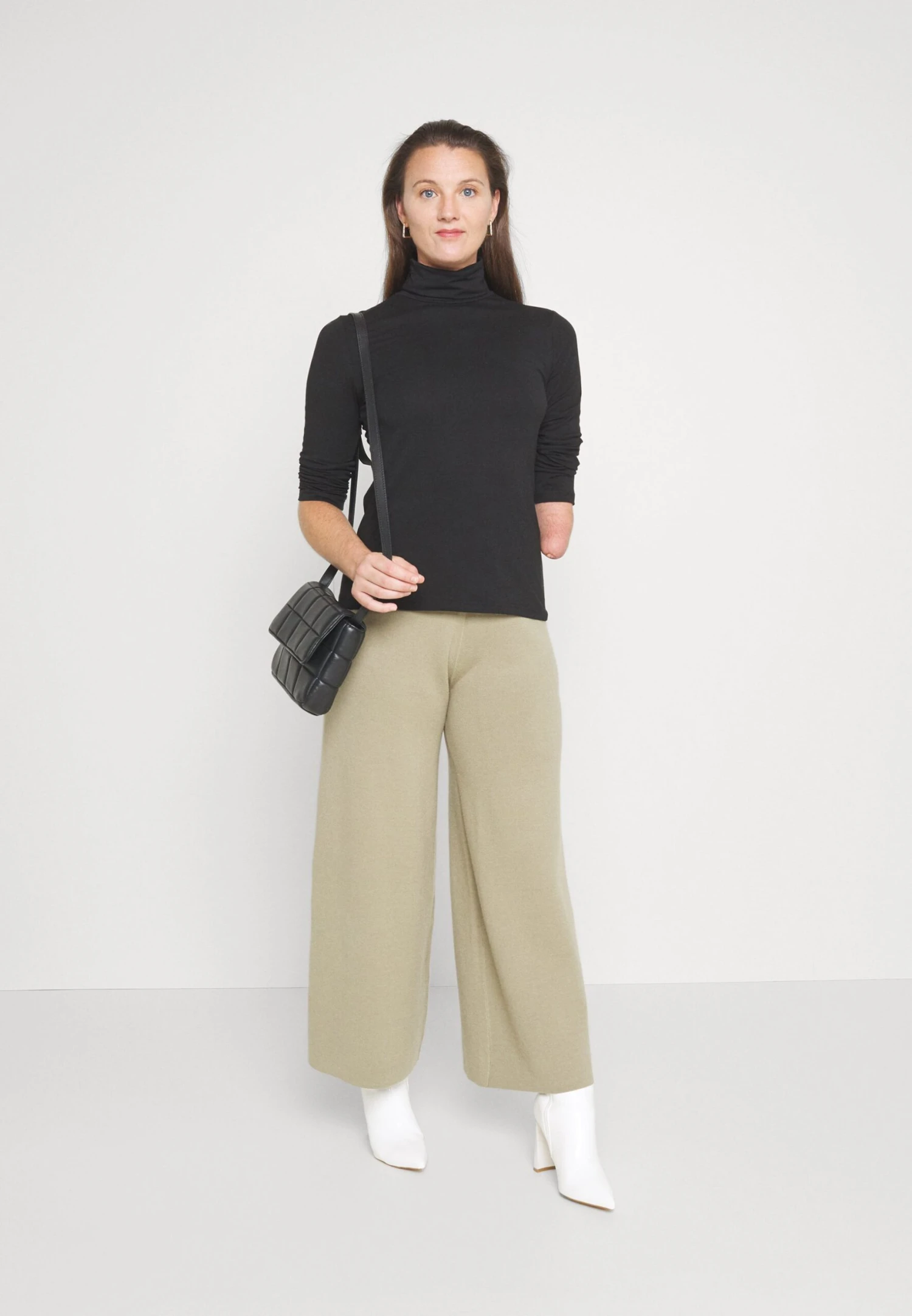 Anna Field Maglietta A Manica LungaBlack Donna T-shirt E Top AN621D13Z-Q11 7 Anna Field Maglietta A Manica LungaBlack Donna T-shirt E Top AN621D13Z-Q11 - immagine 5