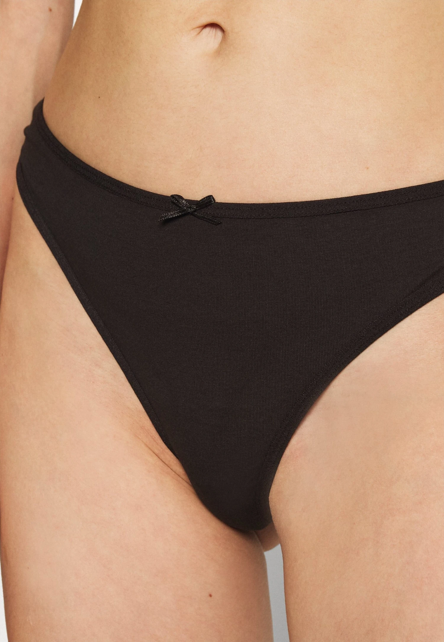 Anna Field 5 Pack - Perizoma - Black/Grey 10 Anna Field 5 Pack - Perizoma - Black/Grey - immagine 8