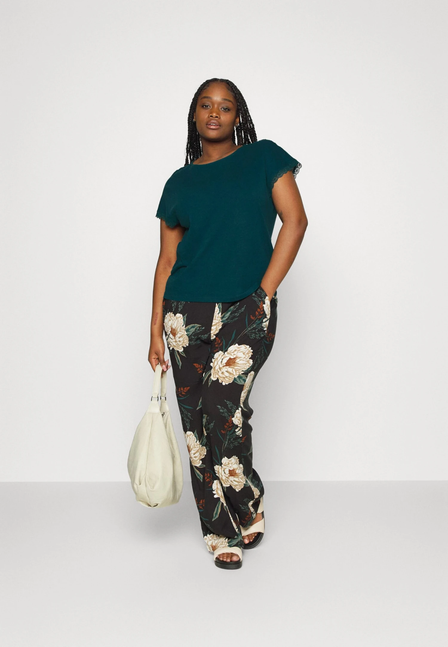 T-Shirt Basic -Teal 4 T-Shirt Basic -Teal - immagine 2