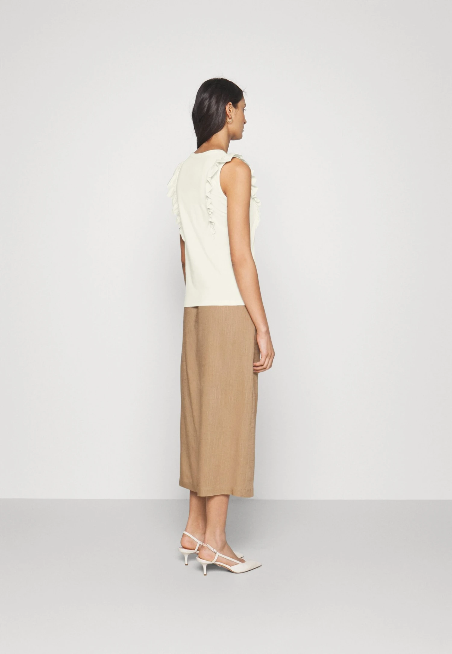 Anna Field T-Shirt BasicOff White Donna T-shirt E Top AN621D17A-A11 5 Anna Field T-Shirt BasicOff White Donna T-shirt E Top AN621D17A-A11 - immagine 3