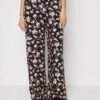 Anna Field PantaloniBlack/Multi-Coloured Donna Pantaloni AN621A07O-Q13 -Anna Field 6b06219fd04e4edd837f85e32bfc873c