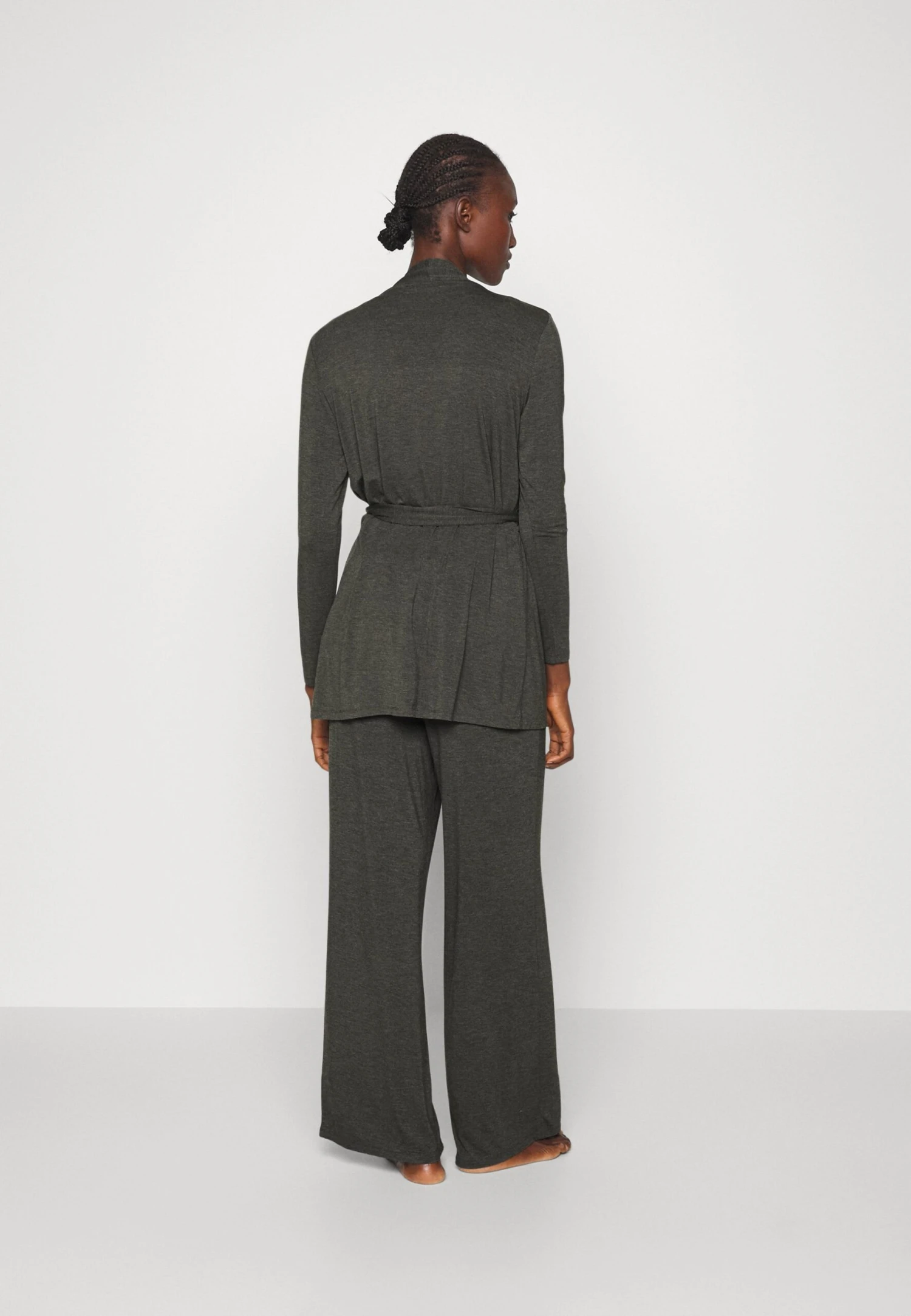 Anna Field PigiamaDark Grey Donna Intimo Notte E Loungewear AN681P059-C12 5 Anna Field PigiamaDark Grey Donna Intimo Notte E Loungewear AN681P059-C12 - immagine 3