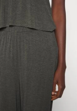 Anna Field PigiamaDark Grey Donna Intimo Notte E Loungewear AN681P059-C12 11 Anna Field PigiamaDark Grey Donna Intimo Notte E Loungewear AN681P059-C12 -Anna Field 7f97f60de5144eb5adabd228a24ef7cf