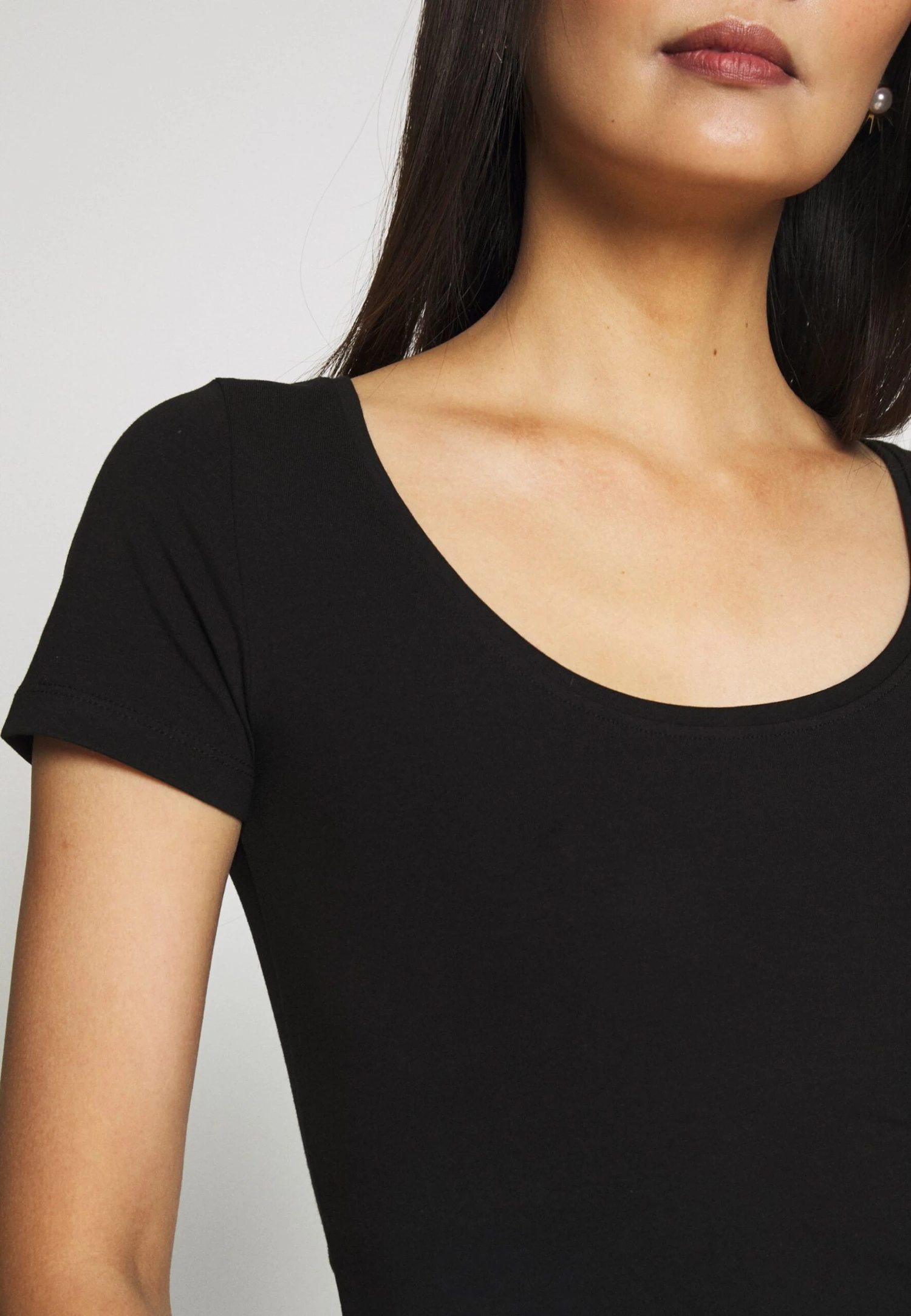 Anna Field 3 PackT-Shirt BasicBlack Donna T-shirt E Top AN621D0PH-Q11 8 Anna Field 3 PackT-Shirt BasicBlack Donna T-shirt E Top AN621D0PH-Q11 - immagine 6