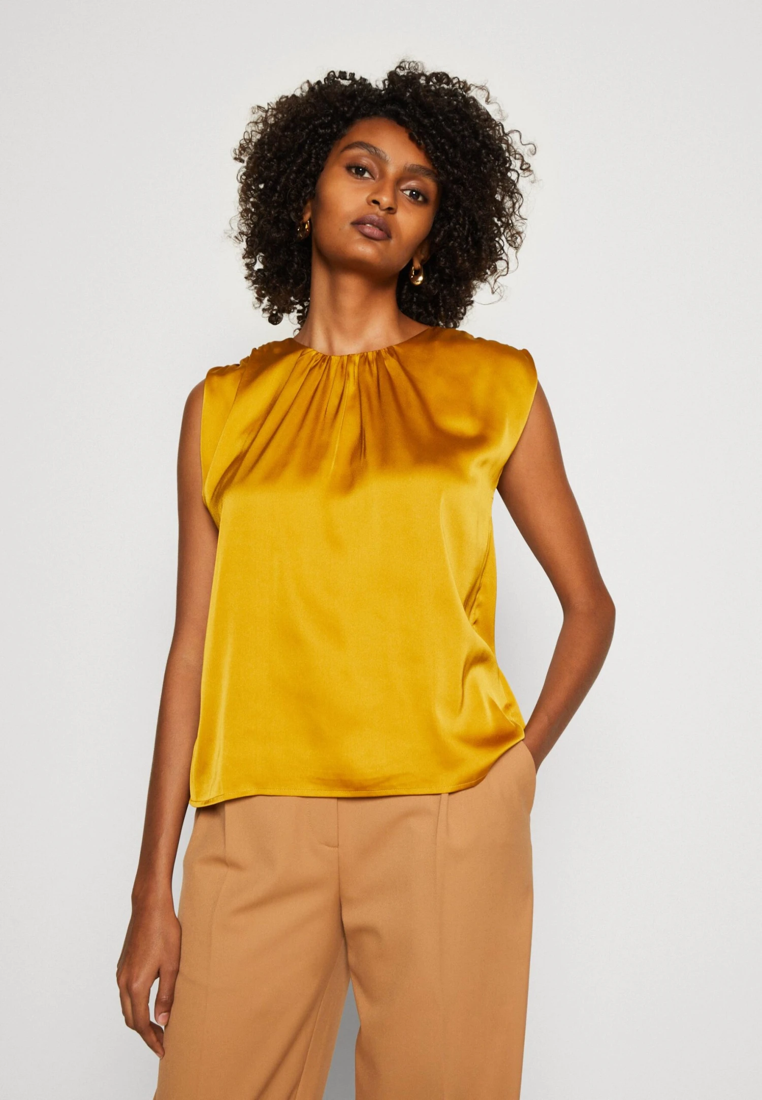 Anna Field TopGold-Coloured Donna T-shirt E Top AN621E0BM-F11 6 Anna Field TopGold-Coloured Donna T-shirt E Top AN621E0BM-F11 - immagine 4
