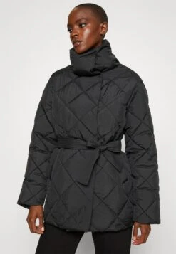 Cappotto CortoBlack Donna Cappotti ANH21U00A-Q11 11 Cappotto CortoBlack Donna Cappotti ANH21U00A-Q11 -Anna Field d0c272a0a6854522bc25fe5d00d4f8c0