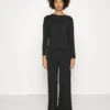 Anna Field Wide Leg - Pigiama - Black 2 Anna Field Wide Leg - Pigiama - Black -Anna Field d97a85a0e2554f3eb7f5795888044ec2