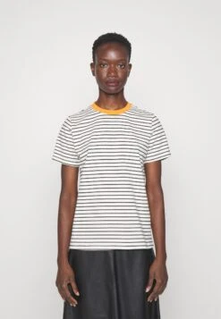 Anna Field T-Shirt Con StampaBlack/Off-White/Orange Donna T-shirt E Top AN621D19F-Q11 11 Anna Field T-Shirt Con StampaBlack/Off-White/Orange Donna T-shirt E Top AN621D19F-Q11 -Anna Field f910c0d38037485f803afb7b4329682a